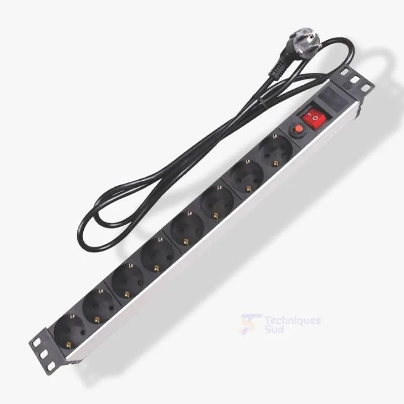 PDU 8 Ports Rackable – Multiprise Électrique pour Baie Informatique